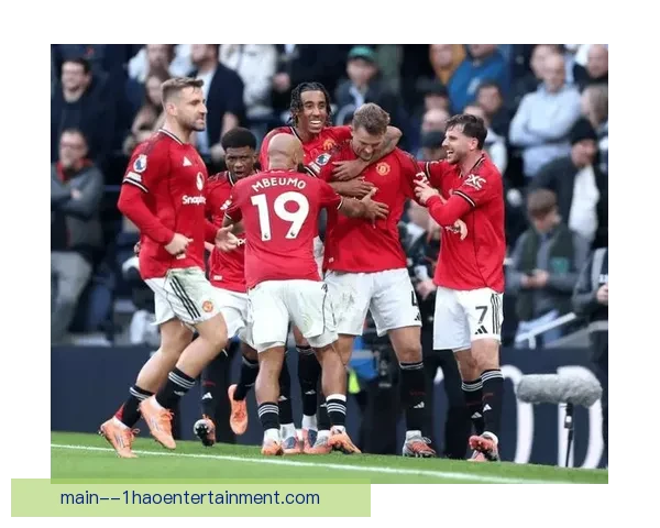 乌加特正式告别巴黎加盟曼联开启新赛季征程